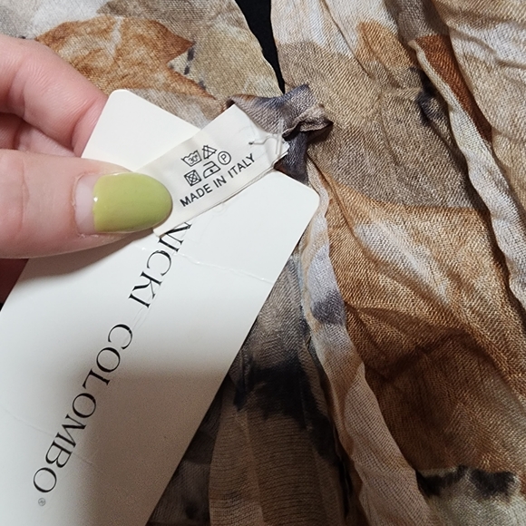 Nicki Columbo Scarf - Picture 6 of 9